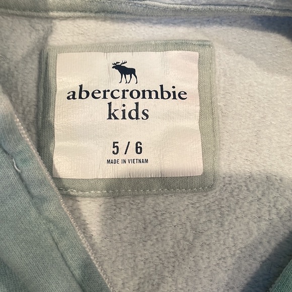 Abercrombie kids zip up sweatshirt - Picture 2 of 3